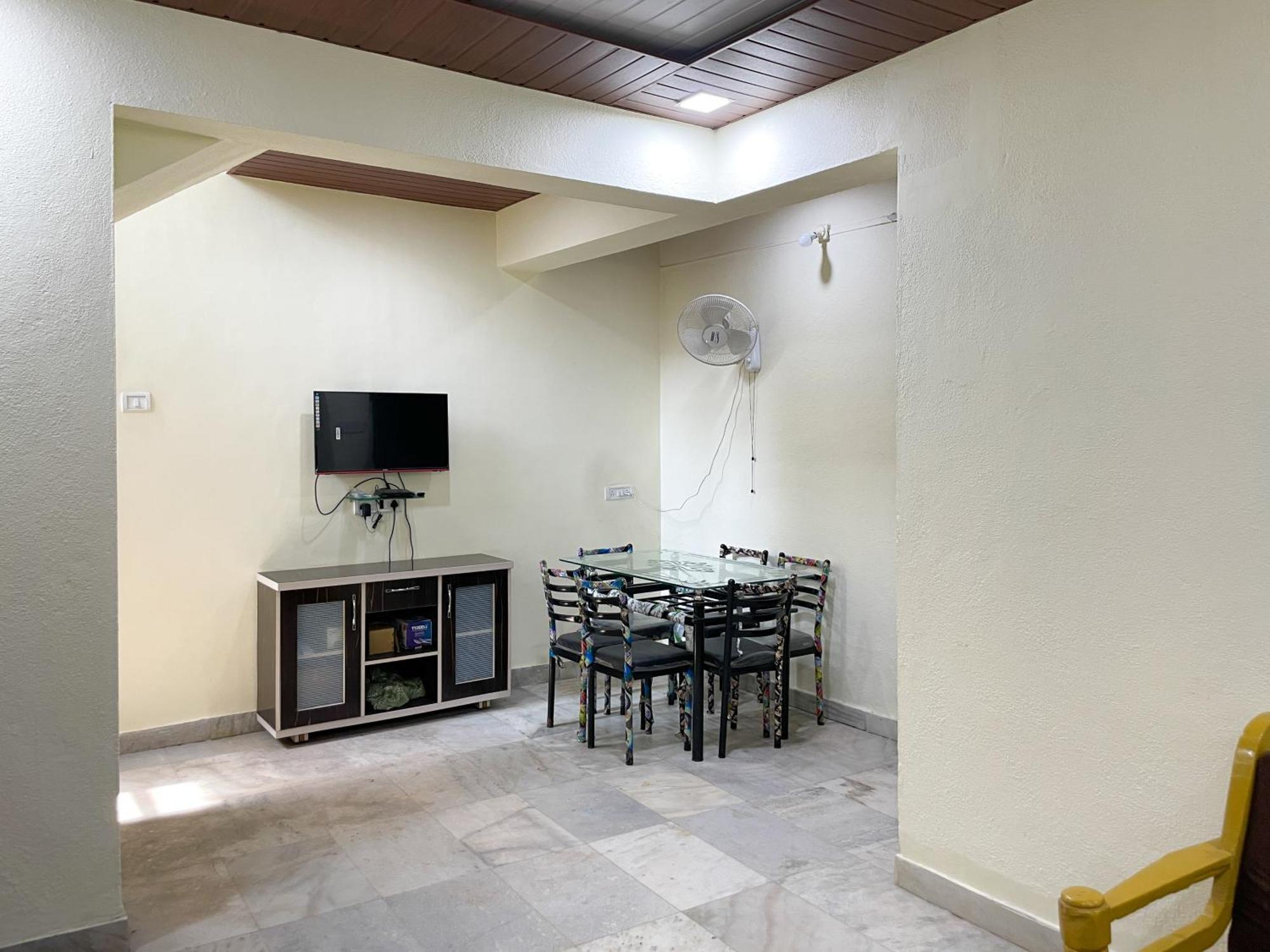 Zars Villa, Lonavala Exterior photo